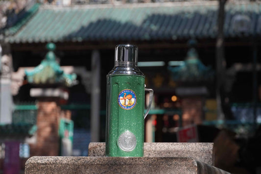 【香港CAMEL駱駝牌】331B 系列真空玻璃內膽保溫壺/ 1100ml/駱駝綠【買就送矽膠杯刷】