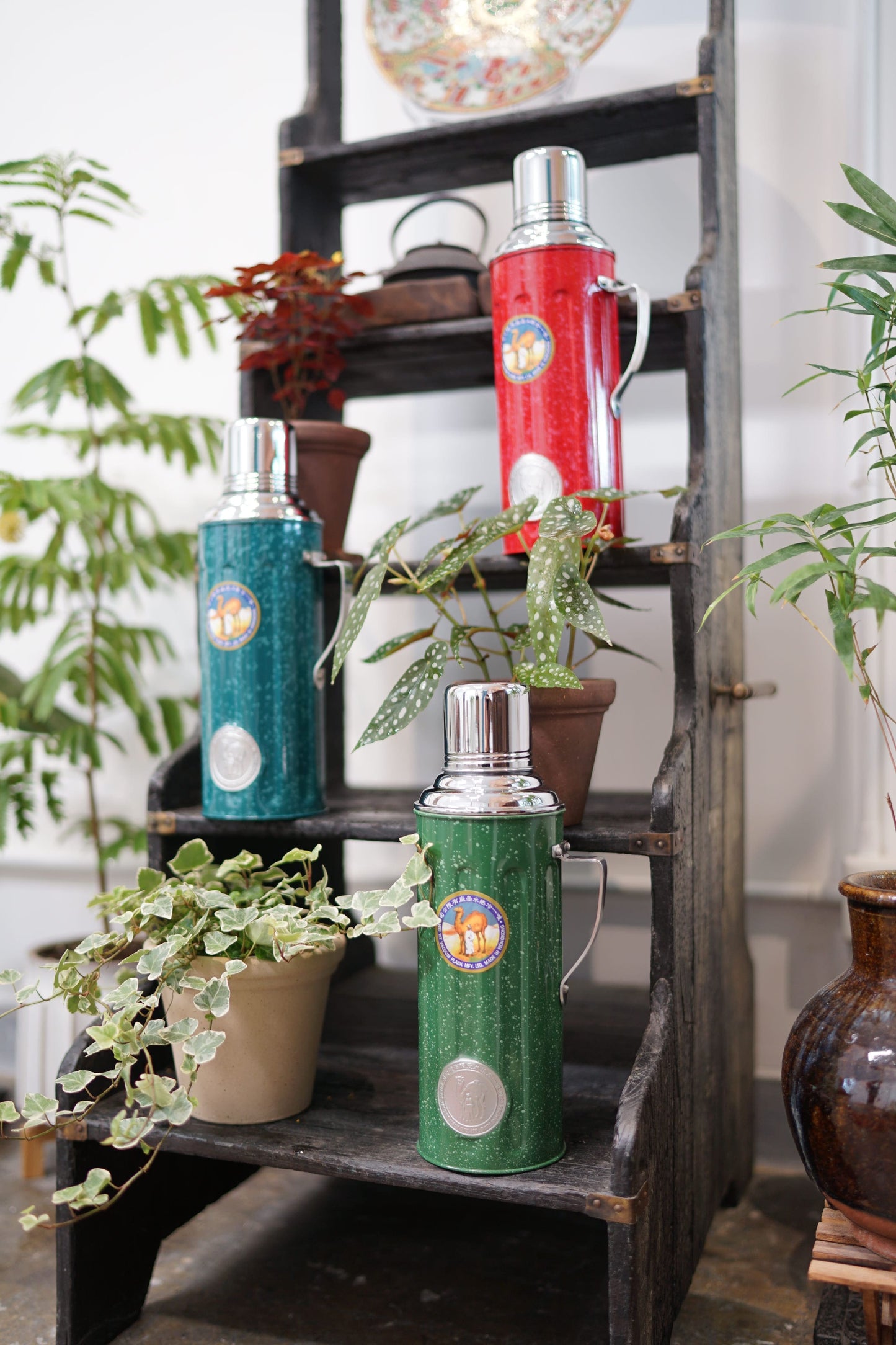 【香港CAMEL駱駝牌】331B 系列真空玻璃內膽保溫壺/ 1100ml/駱駝綠【買就送矽膠杯刷】