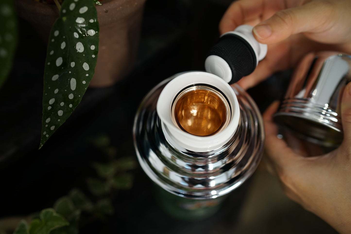 【香港CAMEL駱駝牌】331B 系列真空玻璃內膽保溫壺/ 1100ml/駱駝藍【買就送矽膠杯刷】